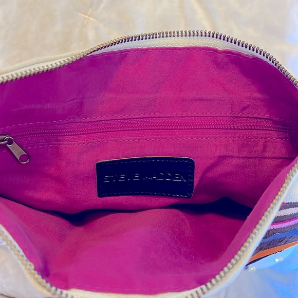 STEVE MADDEN REZA COLORFUL EMBROIDERED LARGE CLUTCH CROSSBODY BAG BIRDS/FLOWERS - Picture 3 of 3